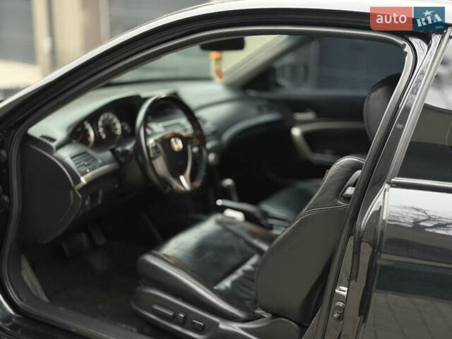 Чорний Хонда Аккорд, об'ємом двигуна 2.35 л та пробігом 270 тис. км за 8200 $, фото 20 на Automoto.ua