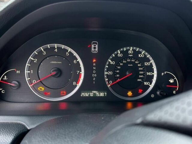 Черный Хонда Аккорд, объемом двигателя 2.4 л и пробегом 259 тыс. км за 6600 $, фото 6 на Automoto.ua