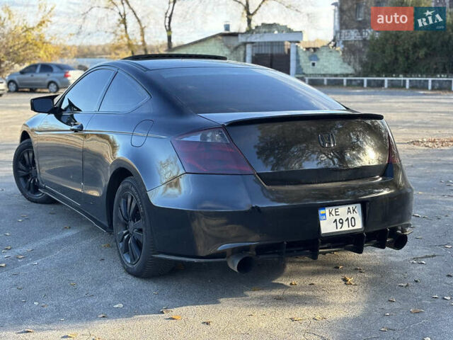 Черный Хонда Аккорд, объемом двигателя 2.4 л и пробегом 255 тыс. км за 9999 $, фото 7 на Automoto.ua