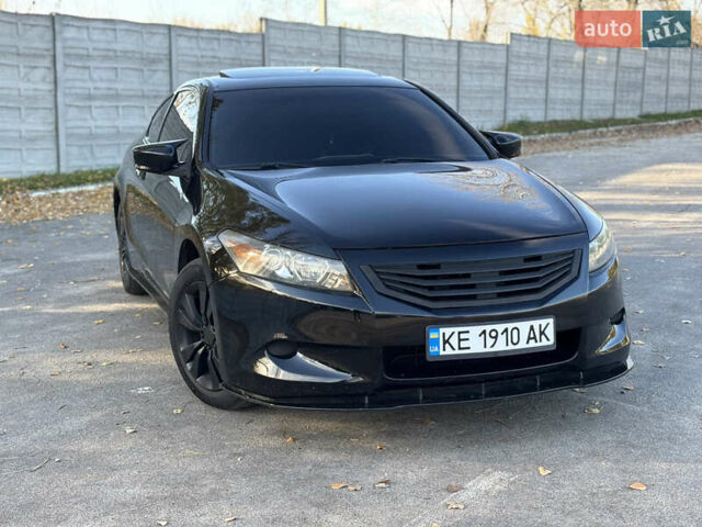 Черный Хонда Аккорд, объемом двигателя 2.4 л и пробегом 255 тыс. км за 9999 $, фото 4 на Automoto.ua