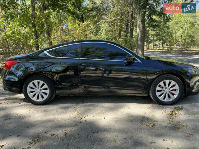 Хонда Аккорд 2012 в Кропивницком (Кировограде) на Automoto.ua Черный Хонда Аккорд, объемом двигателя 2.35 л и пробегом 300 тыс. км за 7400 $, фото 7 на Automoto.ua
