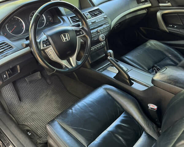 Хонда Аккорд 2012 в Кропивницком (Кировограде) на Automoto.ua Черный Хонда Аккорд, объемом двигателя 2.35 л и пробегом 300 тыс. км за 7400 $, фото 1 на Automoto.ua