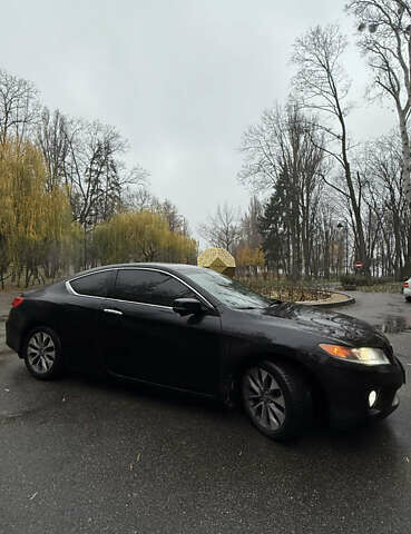 Черный Хонда Аккорд, объемом двигателя 2.35 л и пробегом 279 тыс. км за 10500 $, фото 2 на Automoto.ua