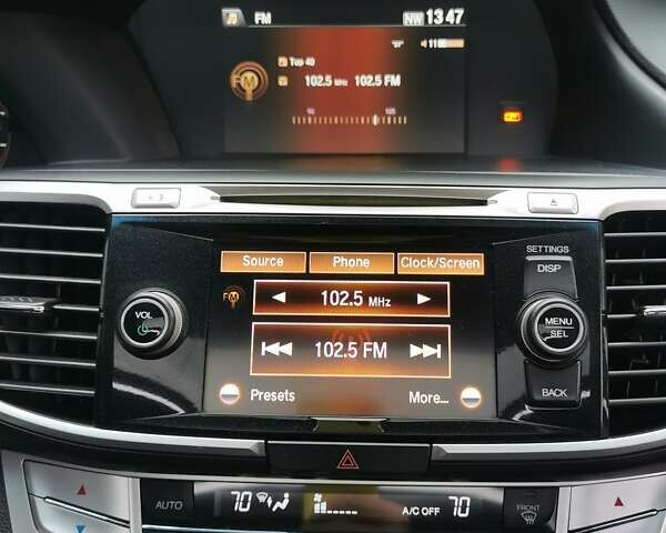 Черный Хонда Аккорд, объемом двигателя 2.4 л и пробегом 233 тыс. км за 9400 $, фото 15 на Automoto.ua