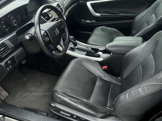 Черный Хонда Аккорд, объемом двигателя 2.4 л и пробегом 91 тыс. км за 9000 $, фото 12 на Automoto.ua