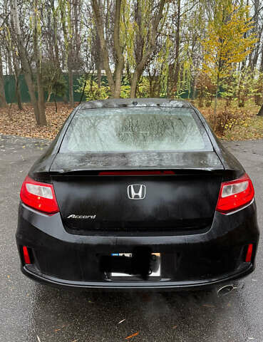 Черный Хонда Аккорд, объемом двигателя 2.35 л и пробегом 279 тыс. км за 10500 $, фото 17 на Automoto.ua