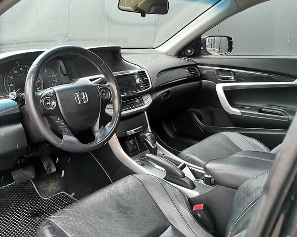 Черный Хонда Аккорд, объемом двигателя 2.4 л и пробегом 233 тыс. км за 9400 $, фото 28 на Automoto.ua