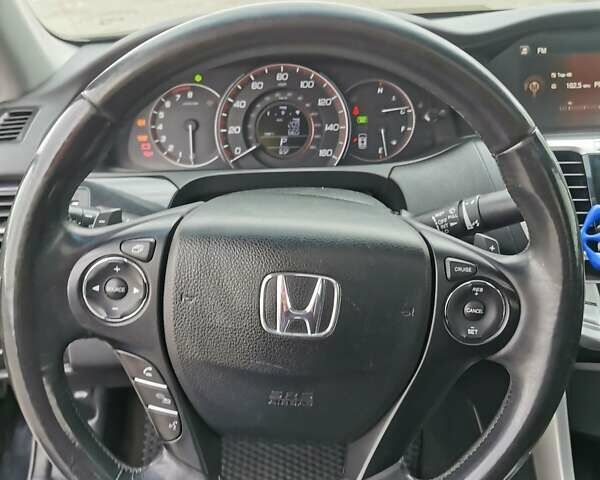 Черный Хонда Аккорд, объемом двигателя 2.4 л и пробегом 233 тыс. км за 9400 $, фото 10 на Automoto.ua