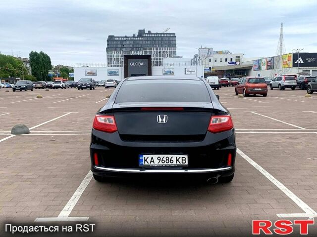 Черный Хонда Аккорд, объемом двигателя 2.4 л и пробегом 225 тыс. км за 10999 $, фото 1 на Automoto.ua