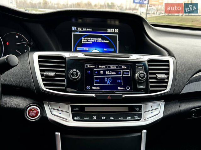 Черный Хонда Аккорд, объемом двигателя 3.47 л и пробегом 117 тыс. км за 15000 $, фото 31 на Automoto.ua