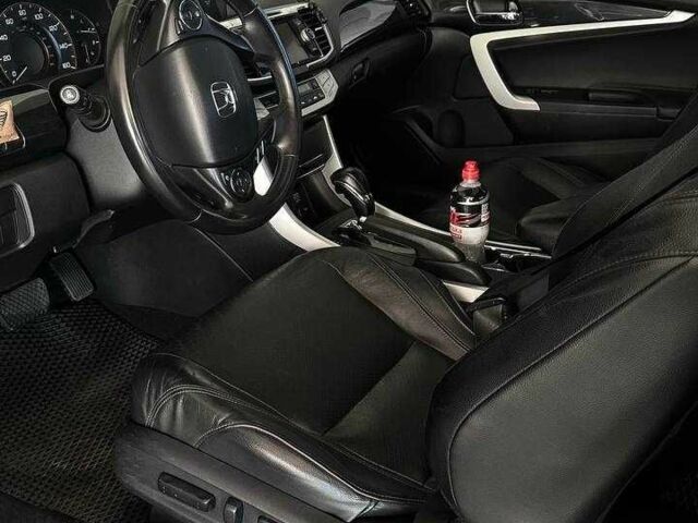 Черный Хонда Аккорд, объемом двигателя 2.4 л и пробегом 110 тыс. км за 13500 $, фото 12 на Automoto.ua