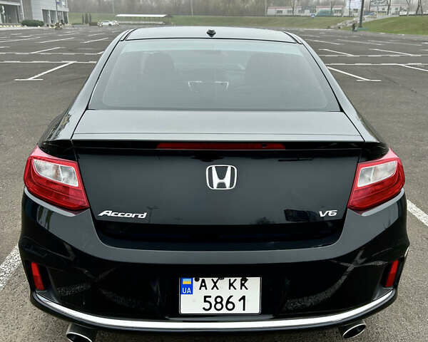 Черный Хонда Аккорд, объемом двигателя 3.47 л и пробегом 117 тыс. км за 15000 $, фото 3 на Automoto.ua