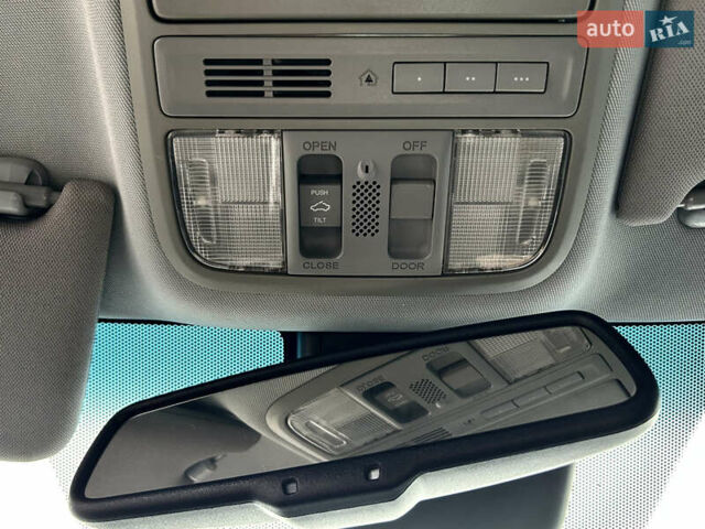 Черный Хонда Аккорд, объемом двигателя 3.47 л и пробегом 117 тыс. км за 15000 $, фото 22 на Automoto.ua