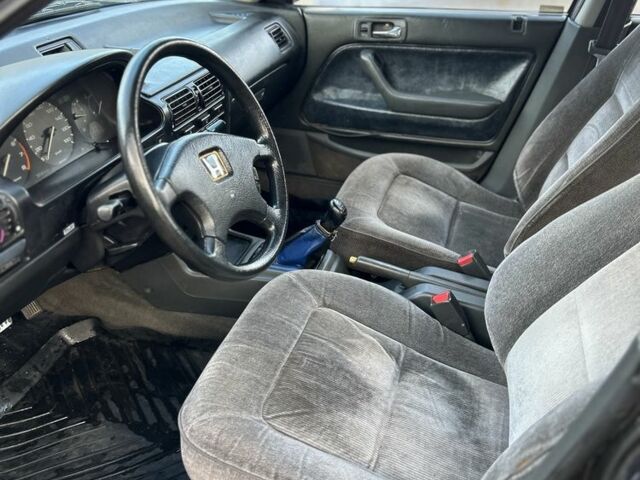 Черный Хонда Аккорд, объемом двигателя 1.8 л и пробегом 251 тыс. км за 1150 $, фото 8 на Automoto.ua