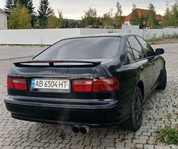 Черный Хонда Аккорд, объемом двигателя 2 л и пробегом 300 тыс. км за 2350 $, фото 4 на Automoto.ua