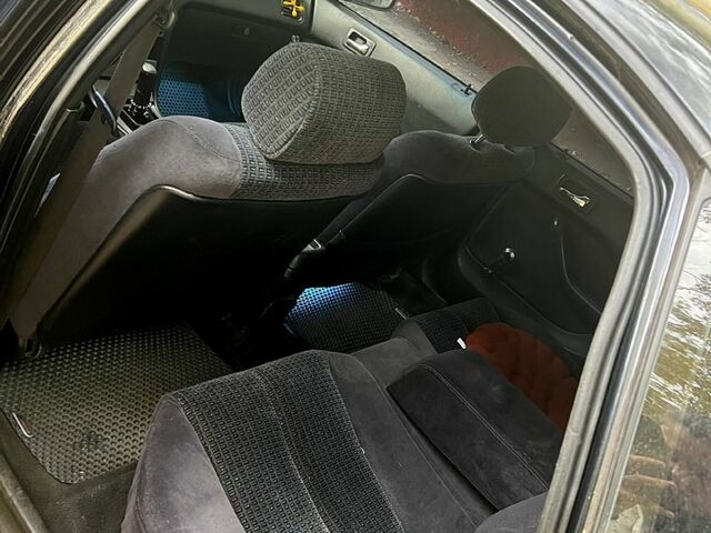 Черный Хонда Аккорд, объемом двигателя 2 л и пробегом 310 тыс. км за 2200 $, фото 1 на Automoto.ua