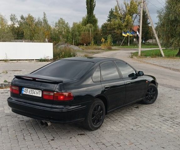 Черный Хонда Аккорд, объемом двигателя 2 л и пробегом 300 тыс. км за 2350 $, фото 2 на Automoto.ua