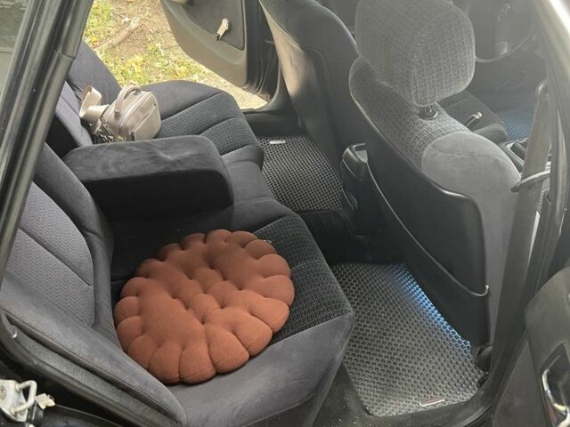 Черный Хонда Аккорд, объемом двигателя 2 л и пробегом 312 тыс. км за 2000 $, фото 1 на Automoto.ua