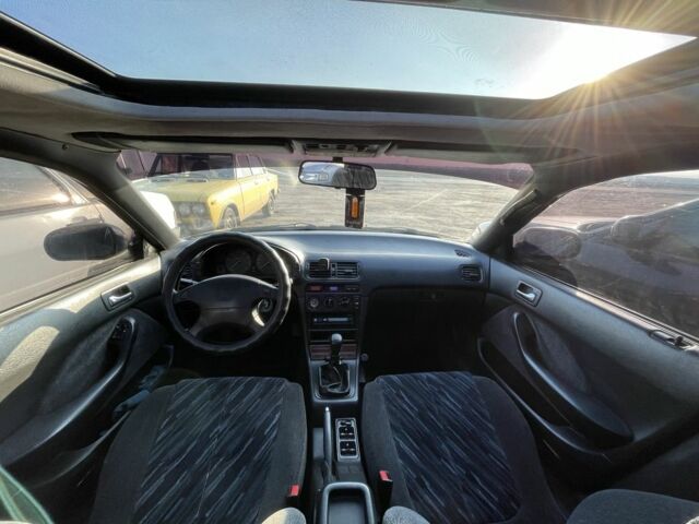 Черный Хонда Аккорд, объемом двигателя 2.2 л и пробегом 300 тыс. км за 2000 $, фото 2 на Automoto.ua