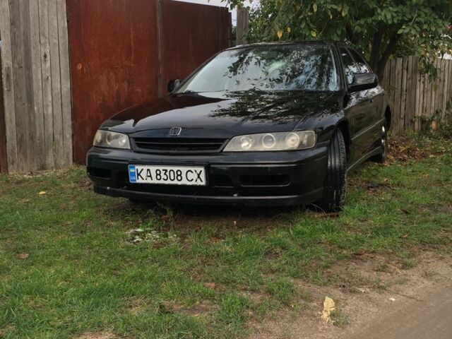 Хонда Аккорд 1994 у Києві на Automoto.ua Чорний Хонда Аккорд, об'ємом двигуна 2.2 л та пробігом 3 тис. км за 1054 $, фото 4 на Automoto.ua