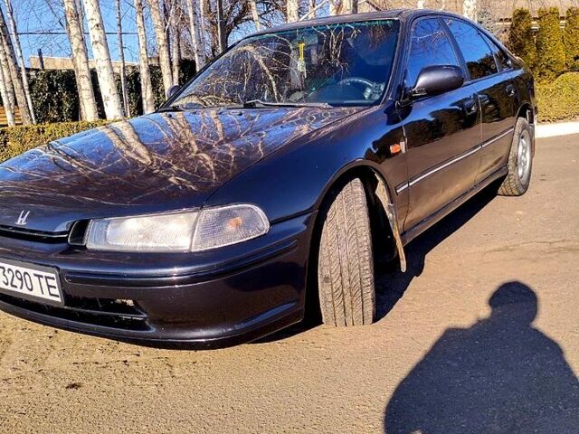 Черный Хонда Аккорд, объемом двигателя 2 л и пробегом 485 тыс. км за 2550 $, фото 4 на Automoto.ua