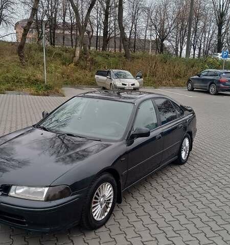 Черный Хонда Аккорд, объемом двигателя 2 л и пробегом 365 тыс. км за 3200 $, фото 2 на Automoto.ua