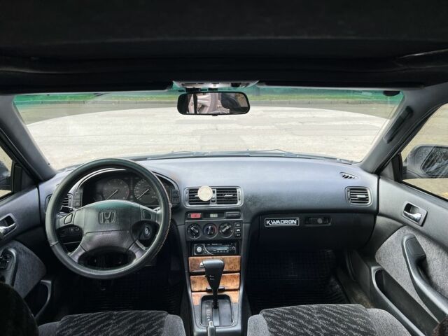 Черный Хонда Аккорд, объемом двигателя 2 л и пробегом 400 тыс. км за 2799 $, фото 7 на Automoto.ua