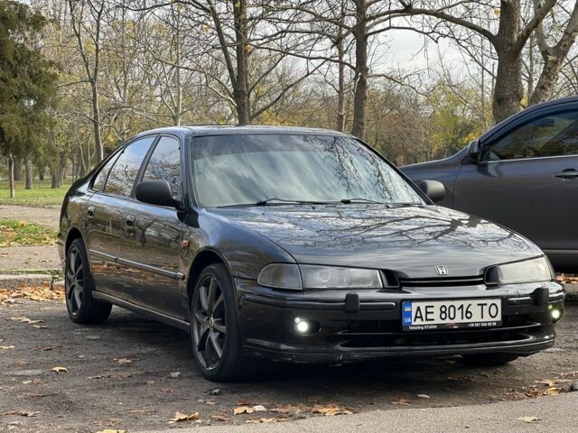 Черный Хонда Аккорд, объемом двигателя 2 л и пробегом 400 тыс. км за 2799 $, фото 2 на Automoto.ua