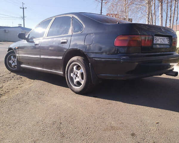 Черный Хонда Аккорд, объемом двигателя 2 л и пробегом 485 тыс. км за 2550 $, фото 5 на Automoto.ua