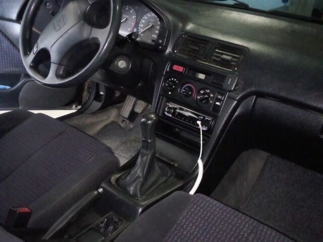 Черный Хонда Аккорд, объемом двигателя 2 л и пробегом 365 тыс. км за 2800 $, фото 2 на Automoto.ua