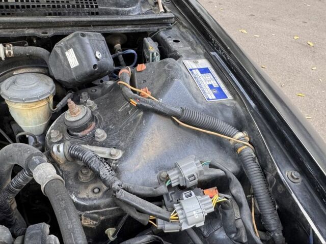 Черный Хонда Аккорд, объемом двигателя 1.8 л и пробегом 350 тыс. км за 2000 $, фото 12 на Automoto.ua