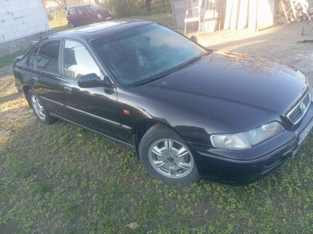 Черный Хонда Аккорд, объемом двигателя 2 л и пробегом 150 тыс. км за 1800 $, фото 2 на Automoto.ua