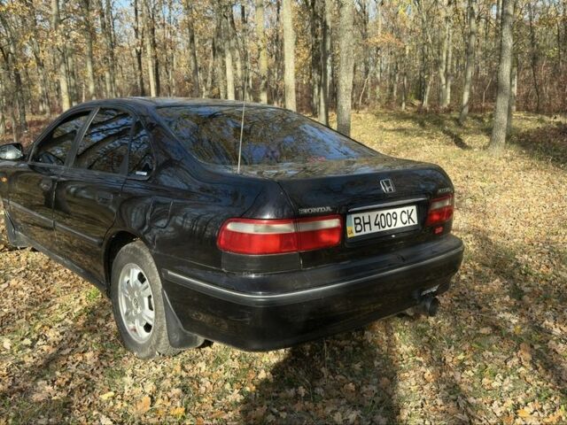 Черный Хонда Аккорд, объемом двигателя 2.2 л и пробегом 408 тыс. км за 3300 $, фото 3 на Automoto.ua