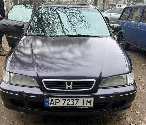 Черный Хонда Аккорд, объемом двигателя 2.3 л и пробегом 243 тыс. км за 2500 $, фото 1 на Automoto.ua