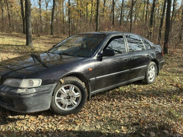 Черный Хонда Аккорд, объемом двигателя 2.2 л и пробегом 408 тыс. км за 3300 $, фото 6 на Automoto.ua