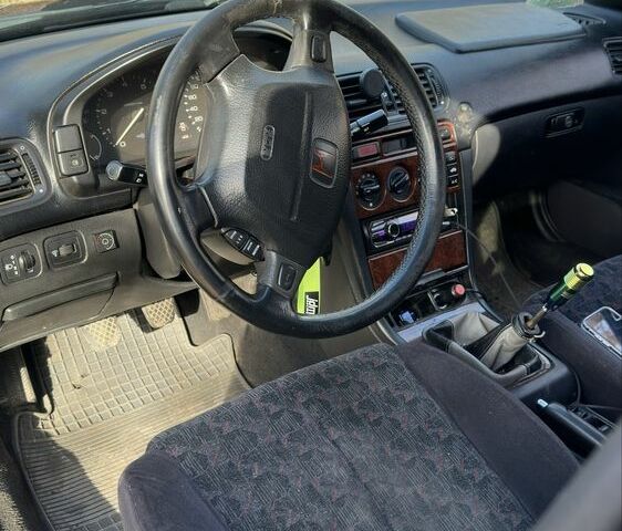 Черный Хонда Аккорд, объемом двигателя 2.2 л и пробегом 408 тыс. км за 3300 $, фото 7 на Automoto.ua