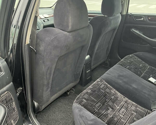Чорний Хонда Аккорд, об'ємом двигуна 1.8 л та пробігом 258 тис. км за 2800 $, фото 6 на Automoto.ua