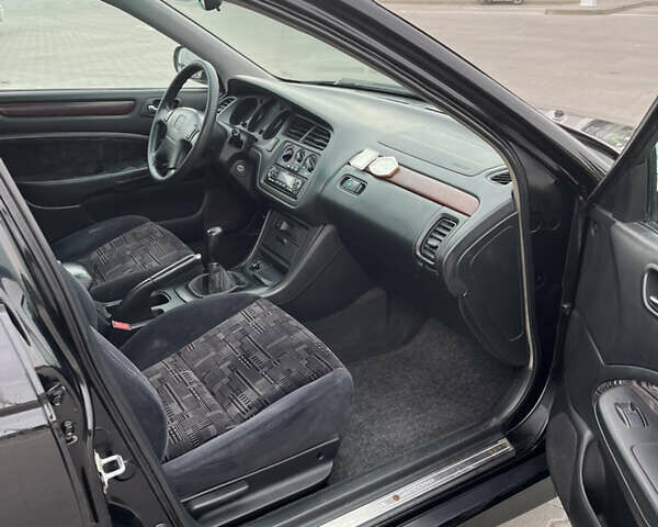 Чорний Хонда Аккорд, об'ємом двигуна 1.8 л та пробігом 258 тис. км за 2800 $, фото 7 на Automoto.ua