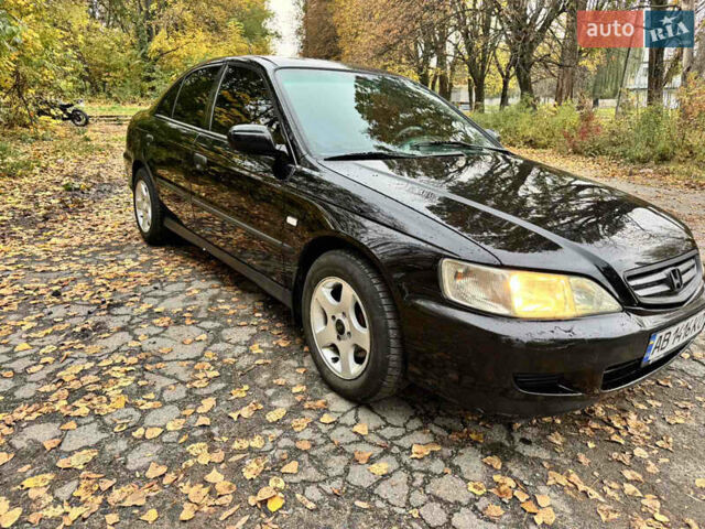 Черный Хонда Аккорд, объемом двигателя 1.85 л и пробегом 333 тыс. км за 2950 $, фото 1 на Automoto.ua