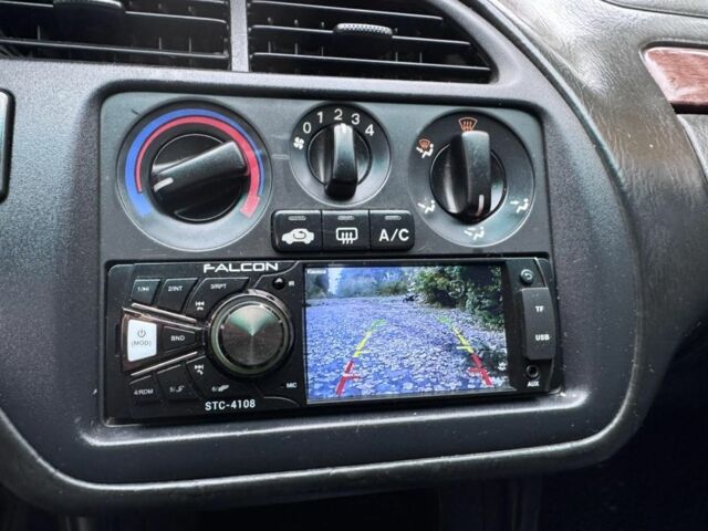 Черный Хонда Аккорд, объемом двигателя 1.9 л и пробегом 333 тыс. км за 2850 $, фото 19 на Automoto.ua