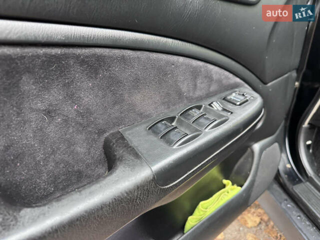 Черный Хонда Аккорд, объемом двигателя 1.85 л и пробегом 333 тыс. км за 2950 $, фото 15 на Automoto.ua