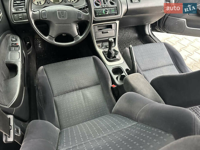 Черный Хонда Аккорд, объемом двигателя 1.9 л и пробегом 333 тыс. км за 2790 $, фото 14 на Automoto.ua