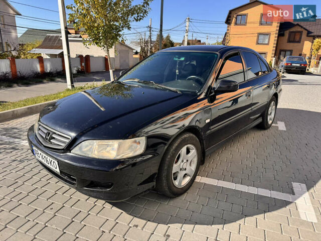 Черный Хонда Аккорд, объемом двигателя 1.85 л и пробегом 333 тыс. км за 2950 $, фото 10 на Automoto.ua