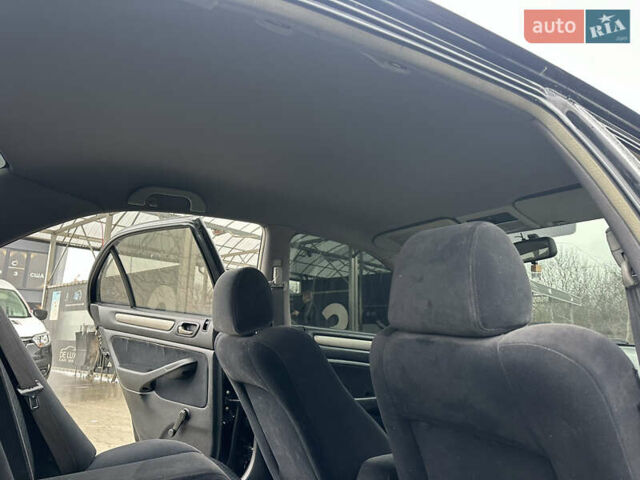 Черный Хонда Аккорд, объемом двигателя 1.9 л и пробегом 333 тыс. км за 2790 $, фото 15 на Automoto.ua