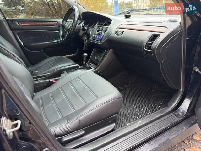 Черный Хонда Аккорд, объемом двигателя 1.85 л и пробегом 333 тыс. км за 2950 $, фото 11 на Automoto.ua