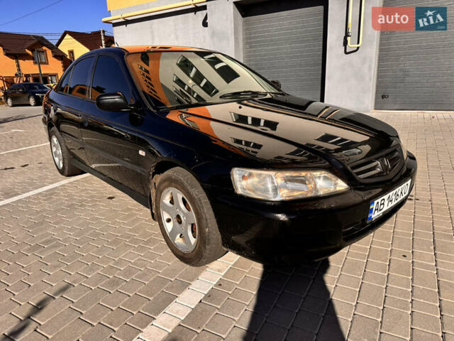 Черный Хонда Аккорд, объемом двигателя 1.85 л и пробегом 333 тыс. км за 2950 $, фото 6 на Automoto.ua