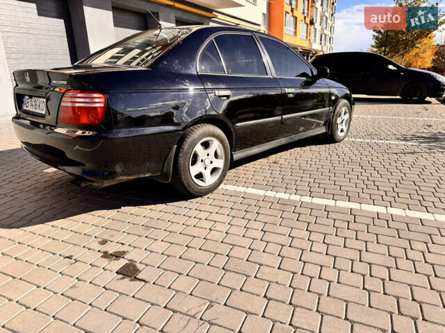 Черный Хонда Аккорд, объемом двигателя 1.85 л и пробегом 333 тыс. км за 2950 $, фото 8 на Automoto.ua