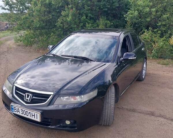 Черный Хонда Аккорд, объемом двигателя 2.4 л и пробегом 250 тыс. км за 5800 $, фото 1 на Automoto.ua