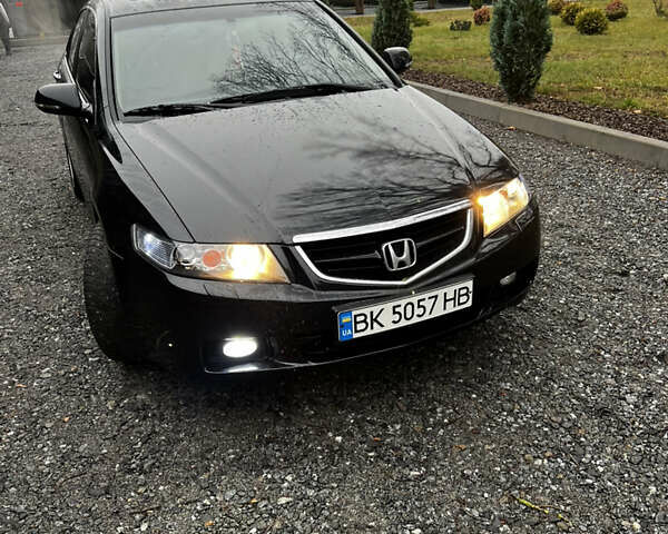 Черный Хонда Аккорд, объемом двигателя 2.35 л и пробегом 365 тыс. км за 5299 $, фото 7 на Automoto.ua