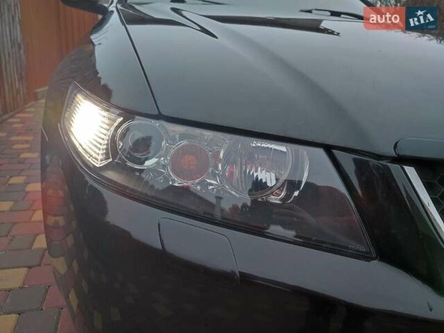 Чорний Хонда Аккорд, об'ємом двигуна 2 л та пробігом 355 тис. км за 5900 $, фото 2 на Automoto.ua